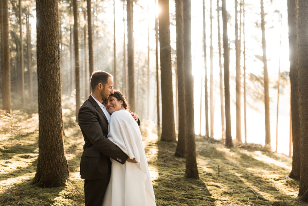 Hochzeit Shooting im Wald in der Natur mit Hochzeitsfotograf in Bamberg und Franken