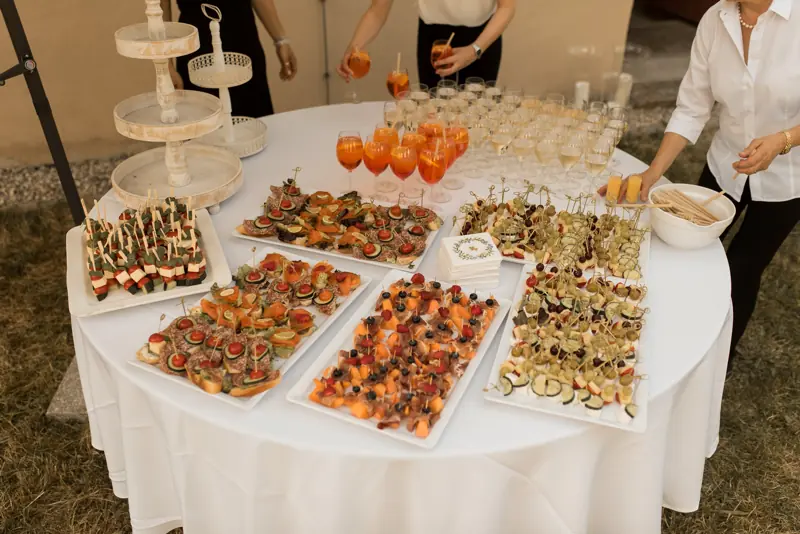 Canapes und Snacks für Sektempfang auf Hochzeit in Schloss Ellwangen